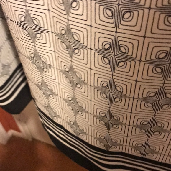 EUC Final price Max Studio geometric sheath dress - Picture 7 of 7